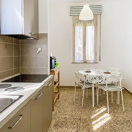 Apartamento Al Mare-1 By Interhome *